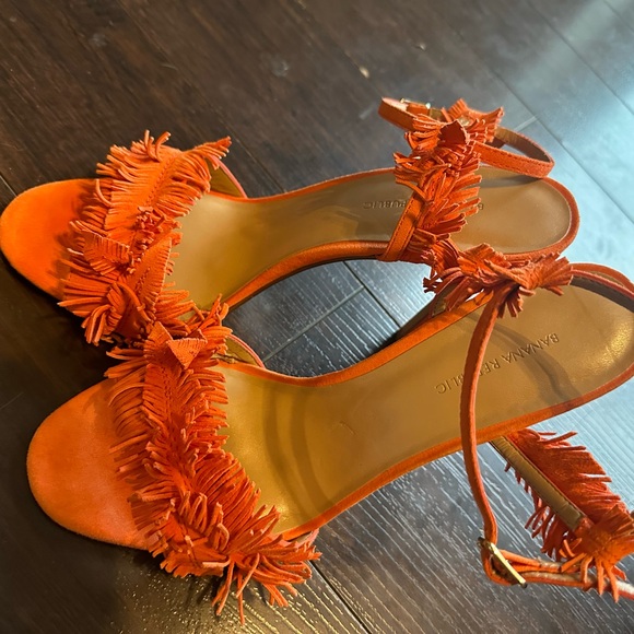 Banana Republic size 9.5 orange heels - Picture 2 of 5